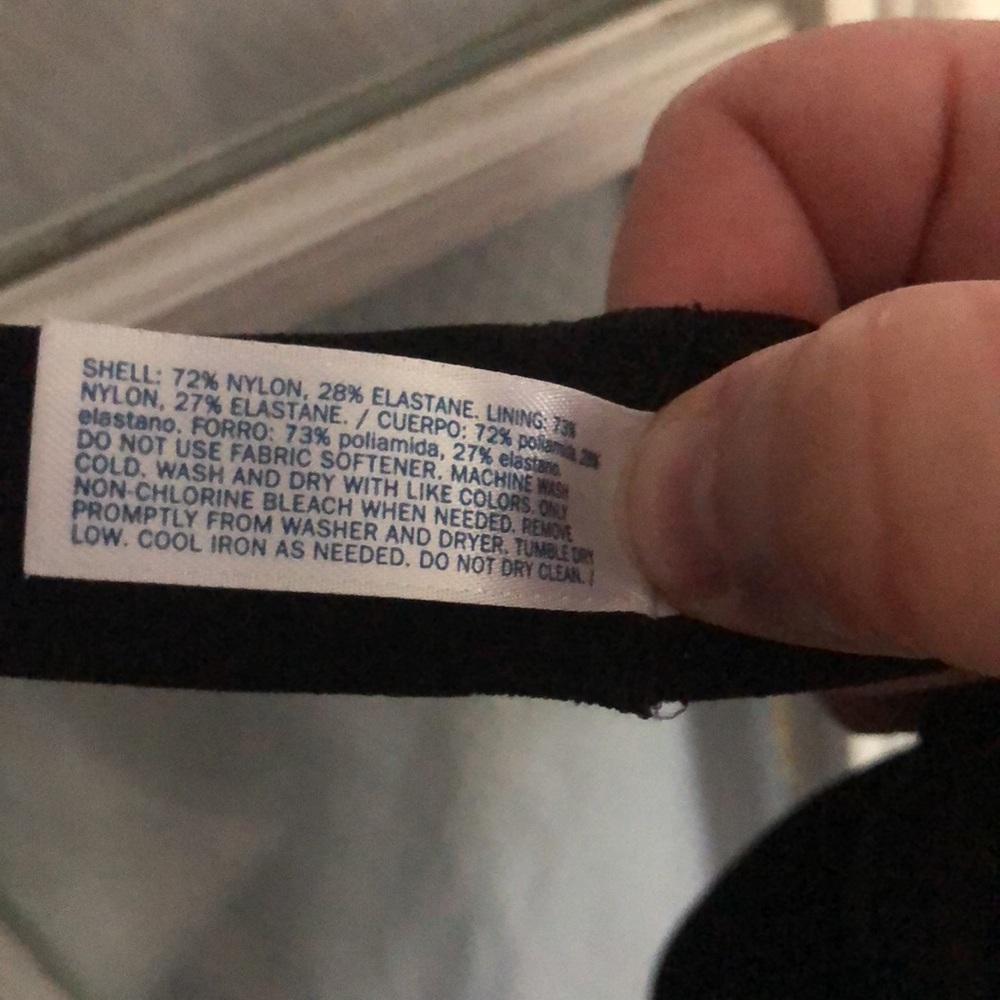 Old Navy Semi Sheer Lace Bralette in sizes XL Color Black (Blackjack) back clasp - Picture 7 of 9